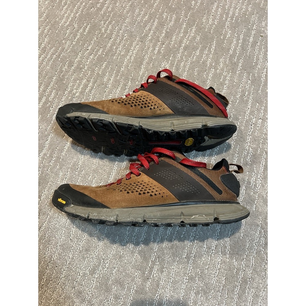 Danner Mens 8.5 Trail 2650 hiking shoes in brown and red